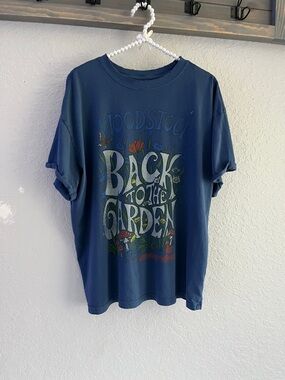Vintage-Inspired "Back to the Garden" Graphic Tee - Navy